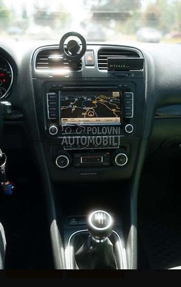 polovni automobili pezo 206 benzin: Volkswagen Golf 6 1.4 TSI, trovratni hatchback u beloj boji. Ključne — 8
