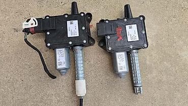 ELEKTRICNA RUCNA KOCNICA ZA PEUGEOT 3008, 5008 | Elektricna rucna na lalafo.rs ELEKTRICNA RUCNA KOCNICA ZA PEUGEOT 3008, 5008 | Elektricna rucna