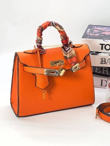 Travel suitcases and bags: Tasne 
pk — 8