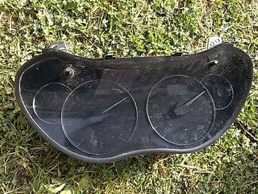 osigurac za instrument tablu: BRZINOMER ZA TOYOTA AVENSIS | Velika ponuda delova za Toyota Avensis — 1