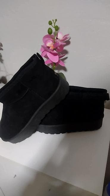 Ugg obuća 39