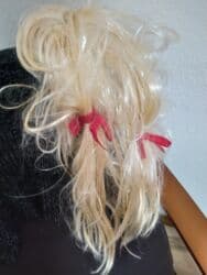 max naocare za sunce: Prodajem svetloplavu perikudugačkusa crvenim mašnicama . Nema — 13