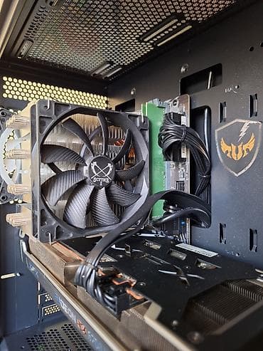 kamere na prodaju: I5-11400/RX 6700XT/32GB DDR4/NVMe 512GB/HD 500GB Ispravan, ocuvan — 9