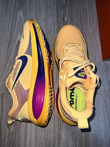 bele sandale ženske: NIKE Vomero 18 Running Shoes br.42,5 cm 27 NOVO HM6803 802 — 10