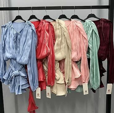 Haljine
Cena 3600
Vel. s m l xl
V30 — 6