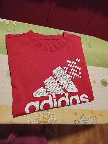 elipsa zimske jakne cena: Adidas majica kratkih rukava – crvena - Model: klasičan T‑shirt — 7