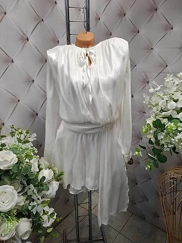 Swimwear: Satenasta mini haljina sa dugim rukavima i pojasom - Materijal — 3