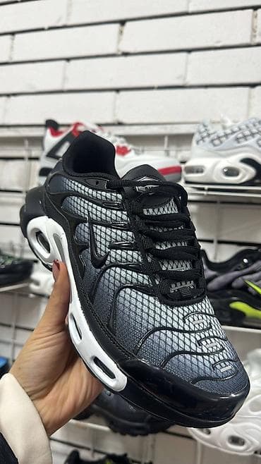 springfield muski dzemperi: 41-46 za samo 3700 din — 1