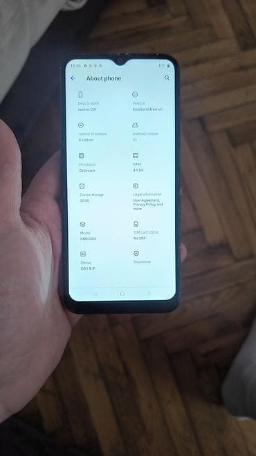najmanji android telefon: Realme C31 (model RMX3503) - Ekran: veliki LCD sa notch-om u obliku — 1