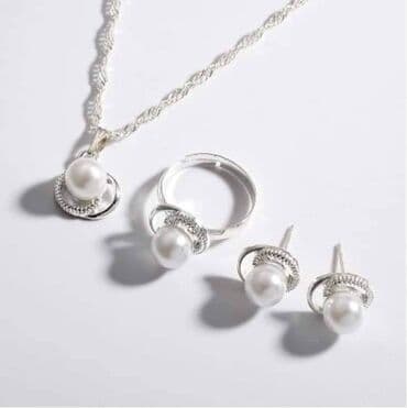 jimmy choo set: Cena 1400din — 1