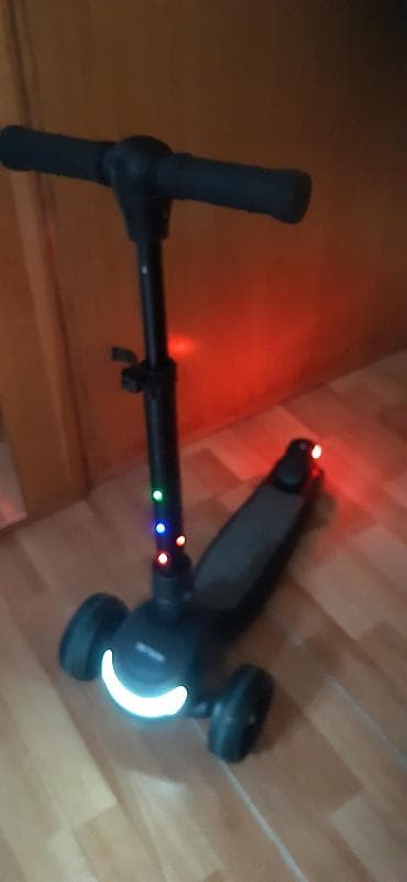 polovni trotineti za decu: JETSON trotinet. Očuvano — 3
