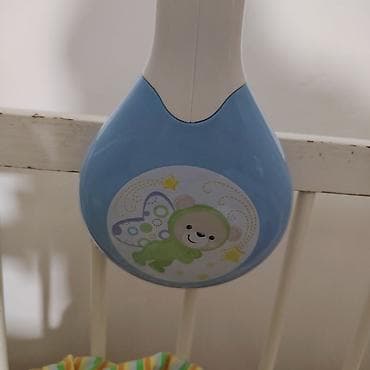 Sofe i kaučevi: Fisher-Price muzička vrteška/projektor za krevetac - Kombinacija — 4