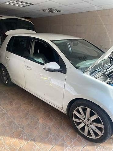 corsa c: VOLKSWAGEN GOLF 6 2010. GOD. - KOMPLETAN AUTO U DELOVIMA | Golf 6 — 1