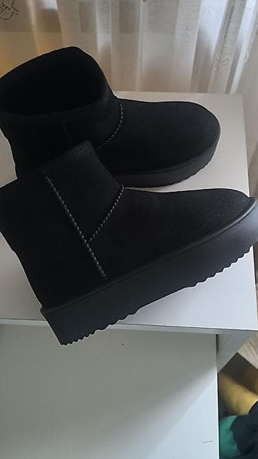 cerda gumene cizme: Uggs 39, color - Black — 1
