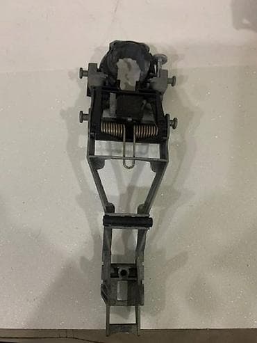 alat za ringlice: NOSAČ BRAVE ZA VOLKSWAGEN GOLF 6 OD 2008. DO 2013. GOD. - 1KO837885A — 2