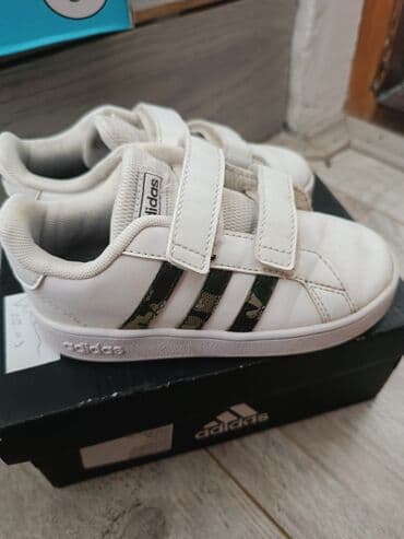 svecane suknjice i haljine za devojcice: Adidas, Veličina - 26 — 1