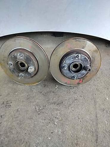 PREDNJA GLAVCINA ZA FORD FIESTA | Prednja glavcina Ford Fiesta 5