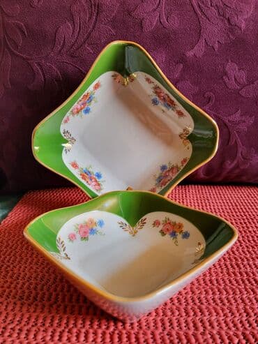 escajg za 12 osoba metalac cena: Cinije nove porcelanske SSSR 70te. Cinije obe u — 1