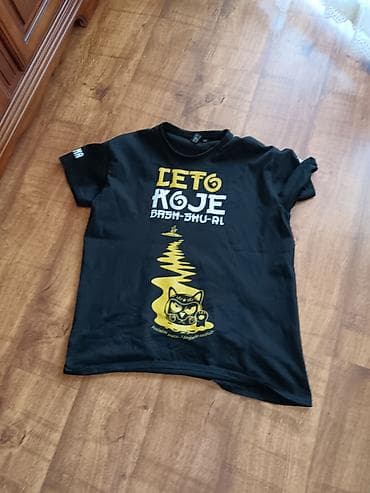 Women's Clothing: Crna majica kratkih rukava sa originalnim printom. Na prednjoj strani — 1