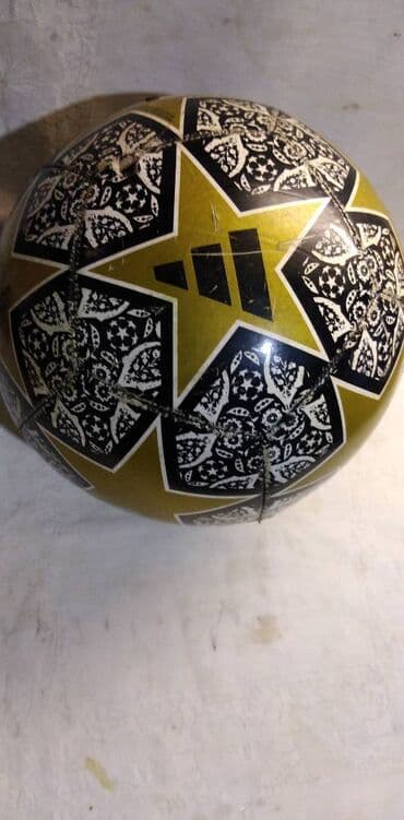 play time slicice fudbal: Lopta za fudbal br.5 Adidastezina 417 gr.OSTECENA (Vidi slike) — 3