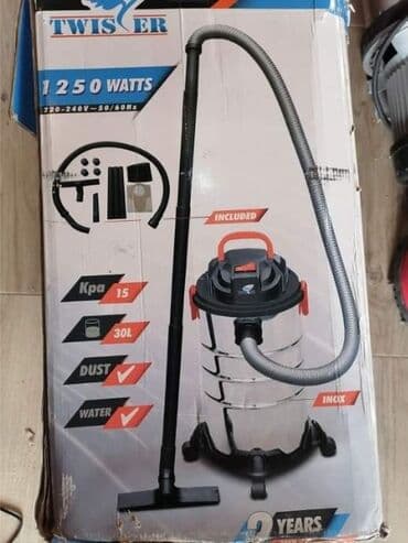kasetofon cena: Usisivač 1250W - 30L Inox Cena:60 evra Za suvo i mokro usisavanje — 1
