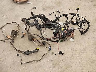 renault delovi beograd: INSTALACIJA MOTORA VRATA ZA RENAULT CLIO ZA 2003. GOD — 3