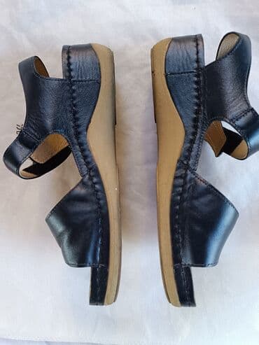 c a kupaći kostimi za punije dame: Sandals, Leon, 40 — 3