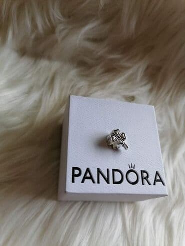 Pandora privezak
Cena 1100din na lalafo.rs Pandora privezak
Cena 1100din