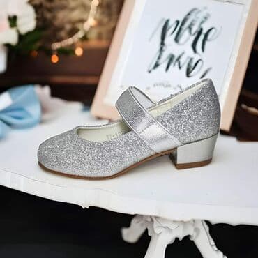 Stiklice Predivne lagane sljokicaste stiklice sa gumom preko risa na lalafo.rs Stiklice Predivne lagane sljokicaste stiklice sa gumom preko risa