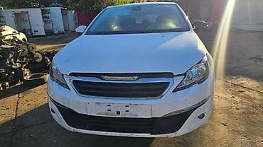 DELOVI ZA PEUGEOT 308 | Originalni polovni delovi Prednji branik na lalafo.rs DELOVI ZA PEUGEOT 308 | Originalni polovni delovi Prednji branik