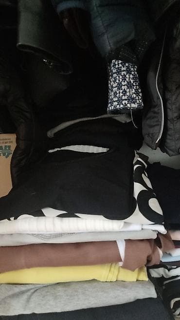 buzz patike nike: Roba na veliko100 do 200 din.Slikam po potrebi — 2