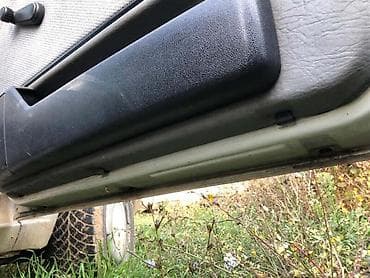 novi skuteri: JETTA 1.6 TAPACIR VRATA ZA VOLKSWAGEN JETTA | Jetta II 1.6 stranac — 3