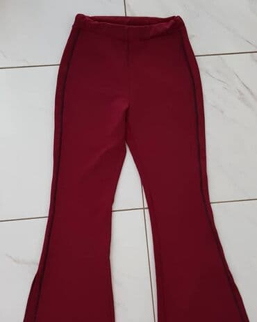 kompleti pantalone i prsluk: Bordo zvonaste pantalone Imaju elastinaodgovaraju za M — 2