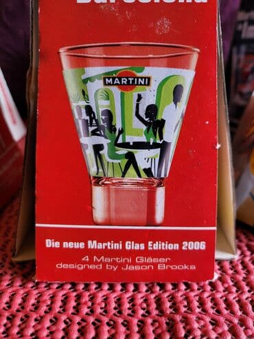 nespresso soljice za kafu: Case nove za martini i druga pica, 2006godina,puno staklo. Komada — 4