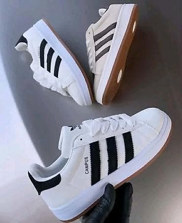 patike cipele: Campus
Cena: 3500
Din
Brojevi: 36-46
PS✨ — 9