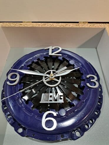 Figure: Zidni sat, Novo — 3