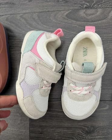 Zara patike, veličine 24