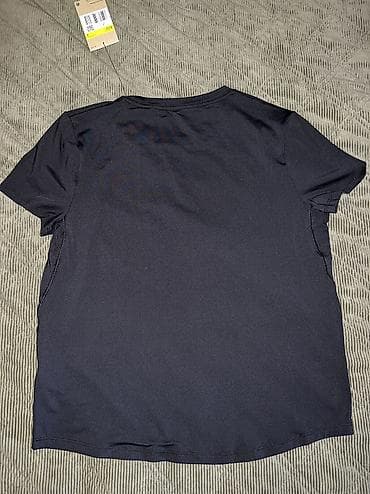 ruske majice: NIKE One Swoosh Dri-FIT Short Sleeve Top vel. S NOVO
HJ — 5