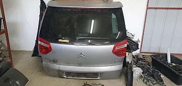 gepek na engleskom: GEPEK VRATA ZA CITROEN C4 PICASSO | Gepek vrata Citroen C4 Picasso — 1