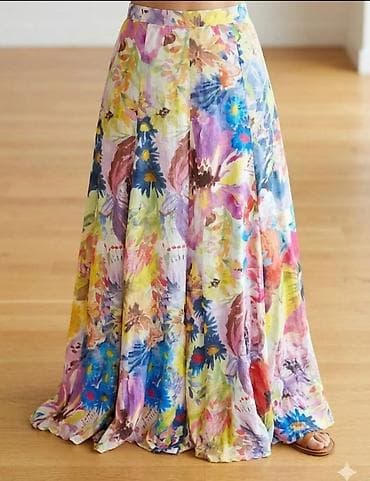 Duga cvetna suknja sa visokim strukom - Kroj: duga, A-linija/rastezna