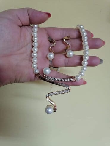 jimmy choo set: Cena 1400din — 3
