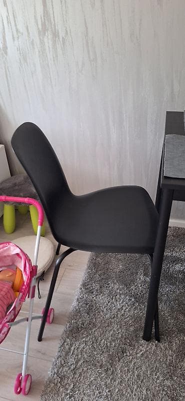 forma ideale stolovi i stolice akcija: Prodajem sto i 4 stolice iz Ikee. Dimenzije stola 110×67cm Kupljeno — 3