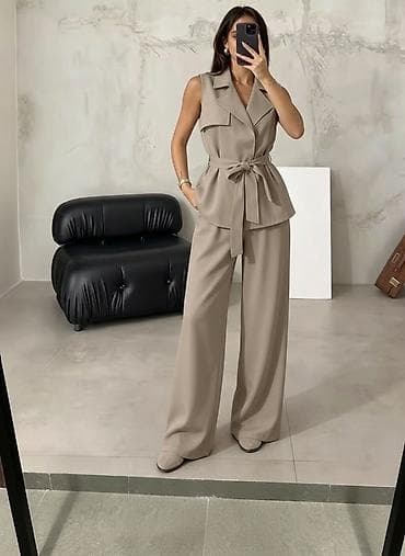 plasticna trska: ✅Ženski komplet – prsluk sa pojasom i široke pantalone
✅3600 din — 6