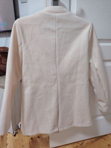 polovne jakne za skijanje: Elegantni damski kaput u krem/bež boji. - Kroj: strukirani A‑kroj — 2