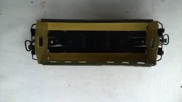 sumnjivo lice serija: Maerklin putnicki vagon HO, limeni, fali krov — 2