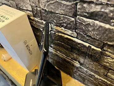 Car Electronics: HONOR 90 – 12 GB RAM + 512 GB ROM - Ekran: 6.7" AMOLED, rezolucija — 9