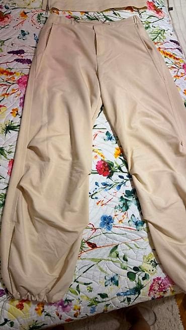 moderni zenski kompleti: Potpuno ocuvan komplet pantalone i top majica, kao nov. Pantalone su — 6