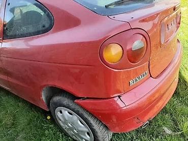digalka za kola: DELOVI RENO MEGAN1 1.6 8V COUPE | Limarija mehanika stakla trapovi — 2