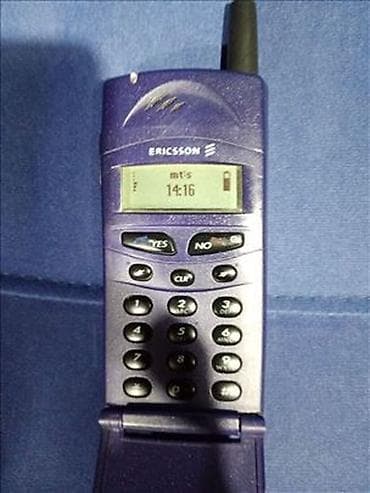 Video Games & Consoles: Ericsson T18 Telefon lepo očuvan,boja prelepa,originalno sve,baterija — 3