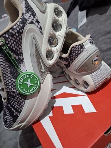 replay is more patike: Nike, 39, color - Multicolored — 3